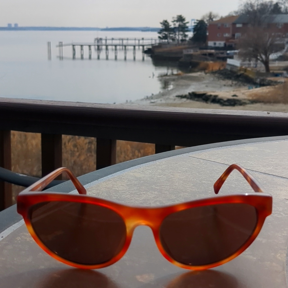 Vintage Women's Brown Tortoise Shell Serengeti Drivers Sun Glasses